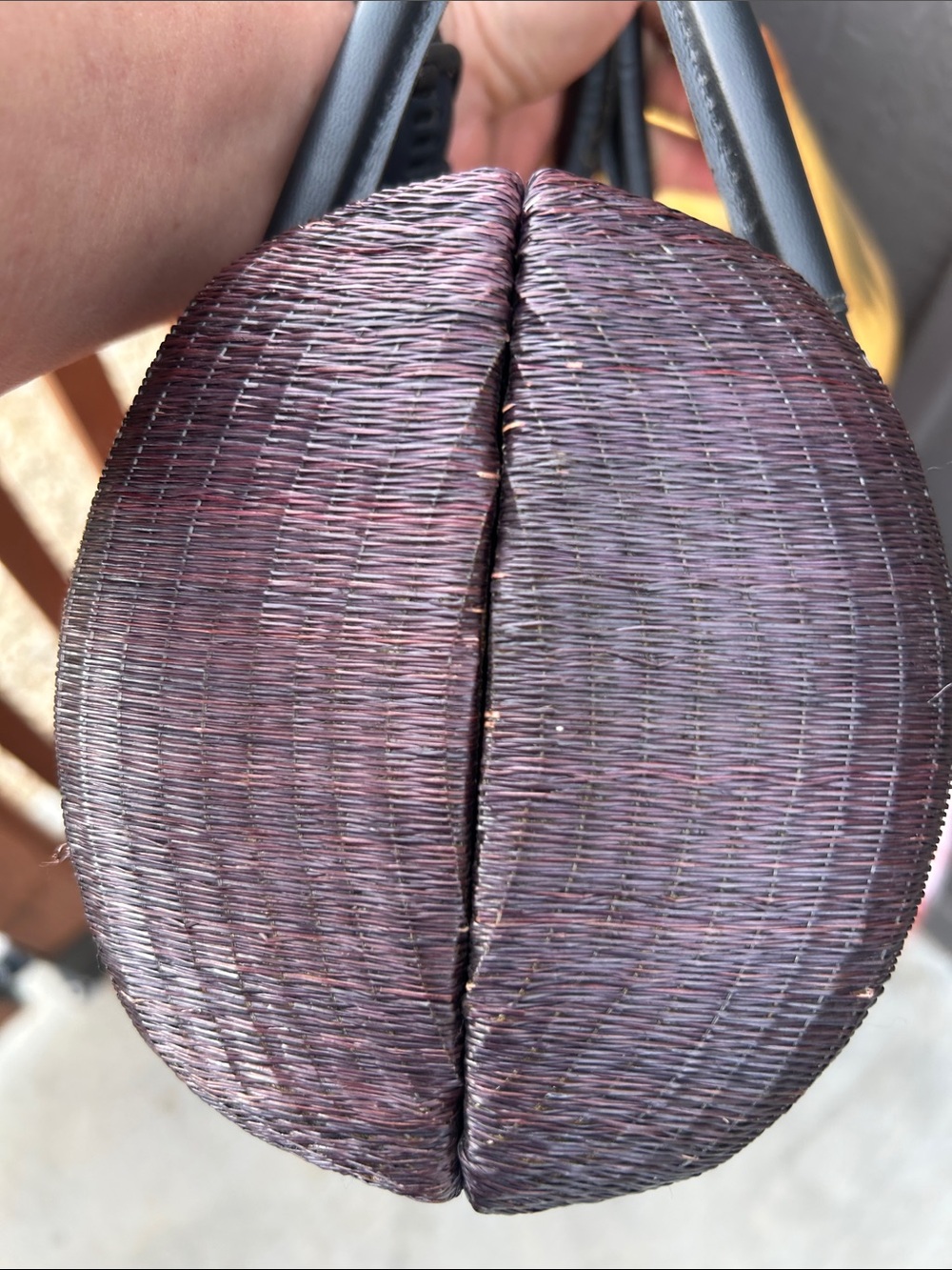 Woven Gradient Barrel Handbag in Purple and Cream - Picture 6 of 12